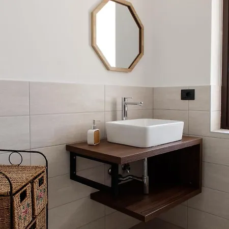 La Casa Di Dora アパート *